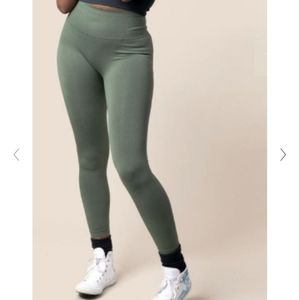 Paragon Seamless Leggings